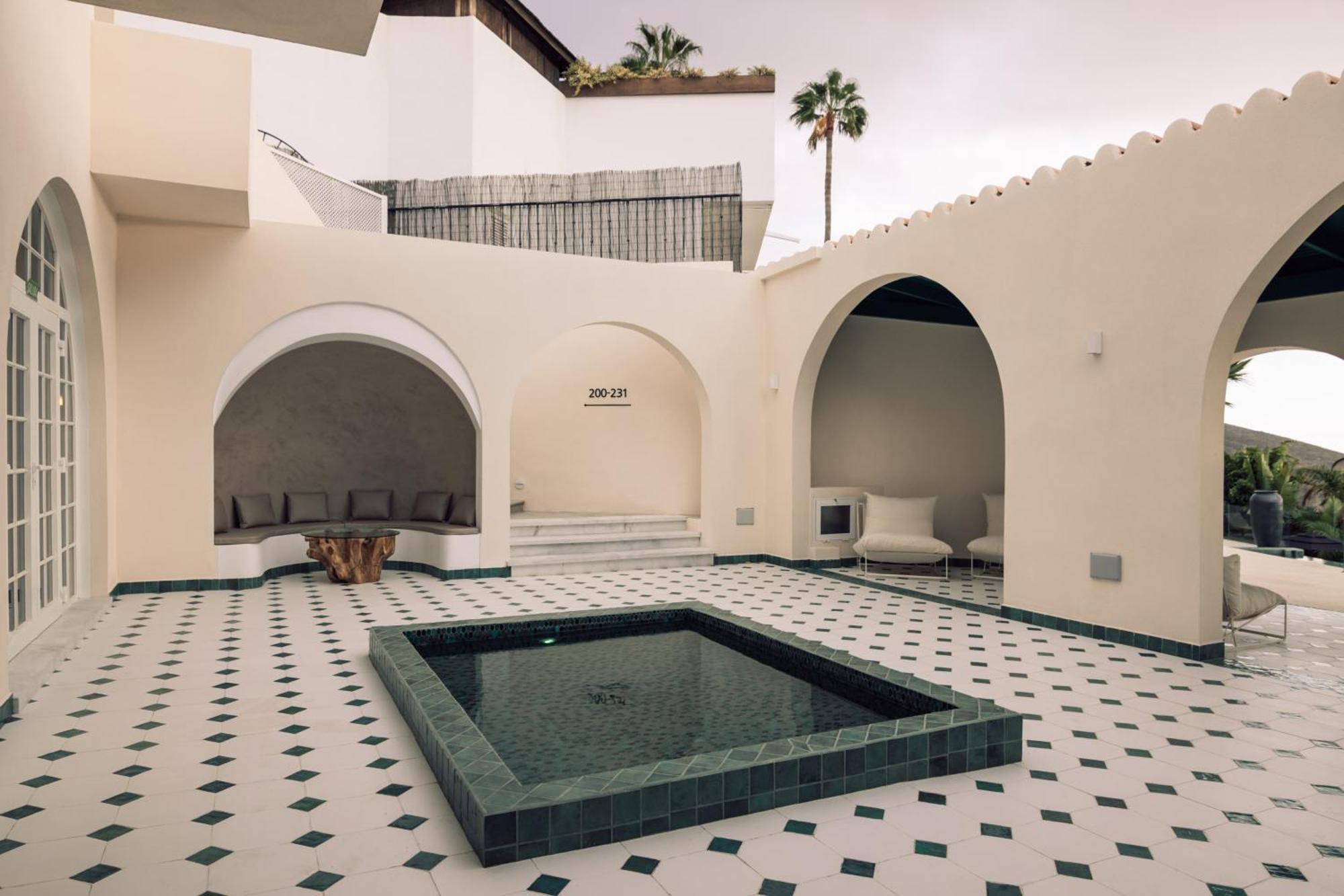 Estefania Boutique 4* Los Cristianos (Tenerife)